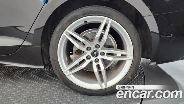 Audi A5 2021 — photo 7