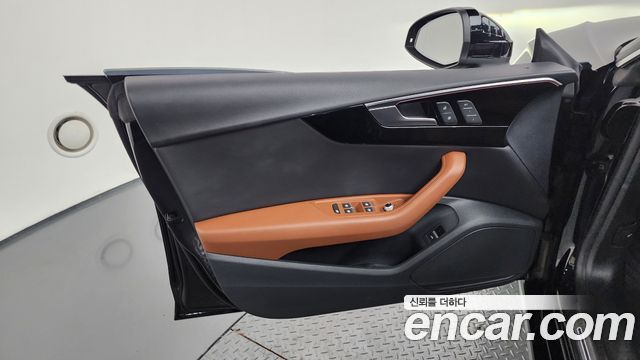 Audi A5 2021 — photo 14