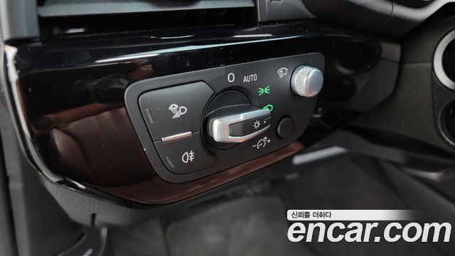 Audi A5 2021 — photo 28