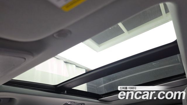 Ford Explorer 2023 — photo 18