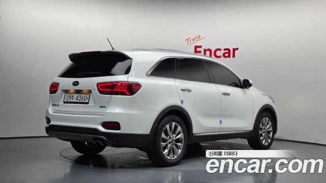 Kia Sorento 2019 — photo 2