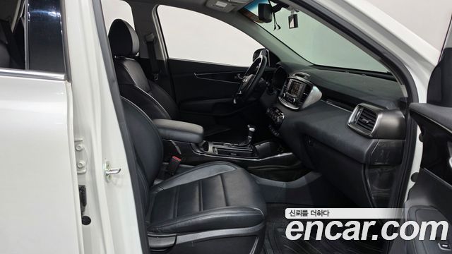 Kia Sorento 2019 — photo 16