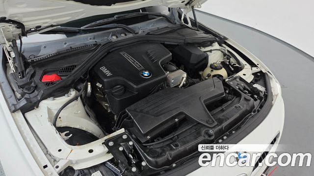 BMW 3-Series 2016 — photo 6