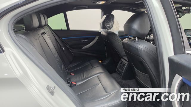 BMW 3-Series 2016 — photo 11