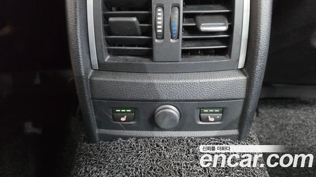 BMW 3-Series 2016 — photo 12