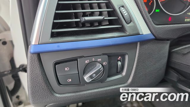 BMW 3-Series 2016 — photo 20