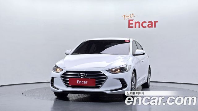 Hyundai AVANTE 2018 — photo 3