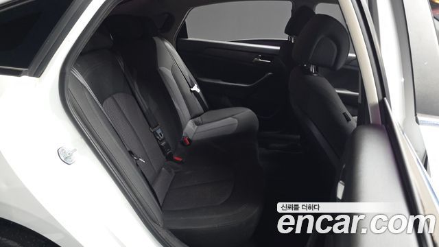 Hyundai Sonata 2017 — photo 17