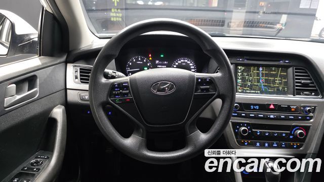 Hyundai Sonata 2017 — photo 19