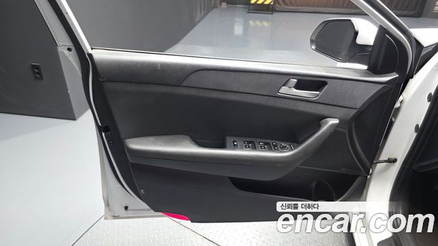 Hyundai Sonata 2017 — photo 14