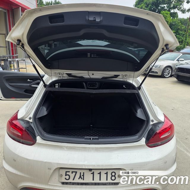Volkswagen Scirocco 2012 — photo 15