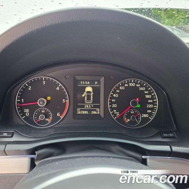Volkswagen Scirocco 2012 — photo 16