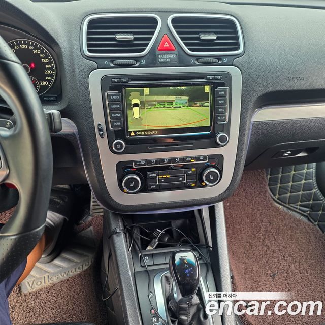 Volkswagen Scirocco 2012 — photo 17