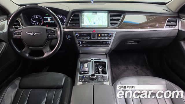 Genesis G80 2017 — photo 10