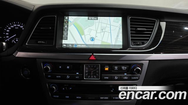 Genesis G80 2017 — photo 18