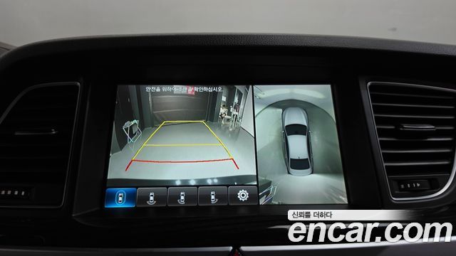 Genesis G80 2017 — photo 20