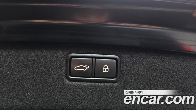 Genesis G80 2017 — photo 22