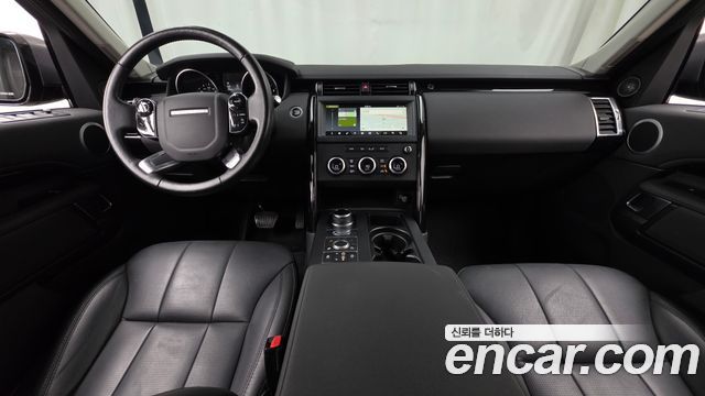 Land Rover Discovery 2020 — photo 10
