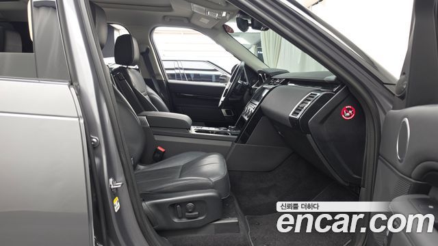 Land Rover Discovery 2020 — photo 17
