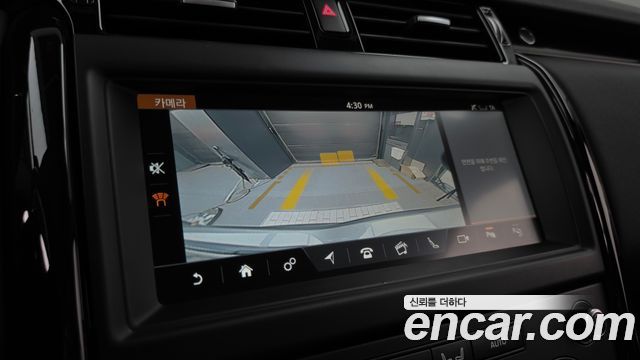Land Rover Discovery 2020 — photo 21