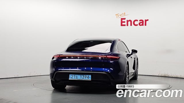 Porsche Taycan 2021 — photo 4