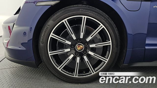 Porsche Taycan 2021 — photo 5