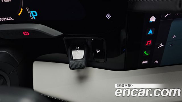 Porsche Taycan 2021 — photo 9