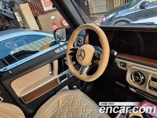 Mercedes-Benz G-Class 2025 — photo 5