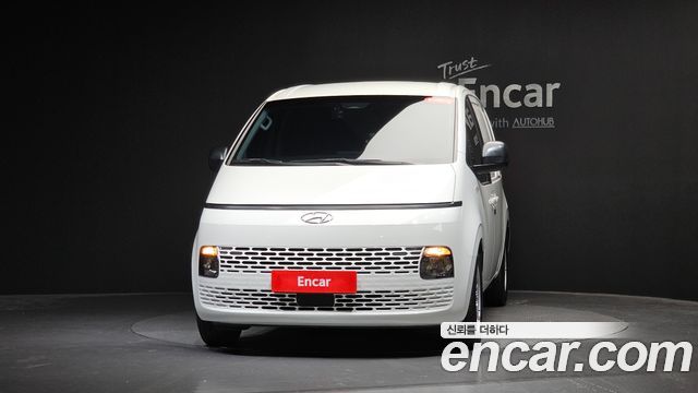 Hyundai Staria 2022 — photo 3