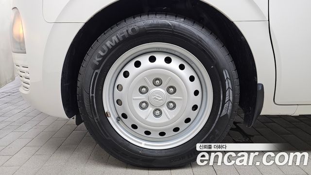 Hyundai Staria 2022 — photo 5