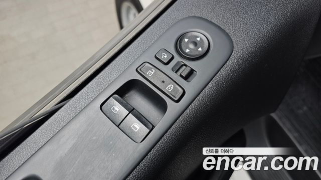 Hyundai Staria 2022 — photo 26