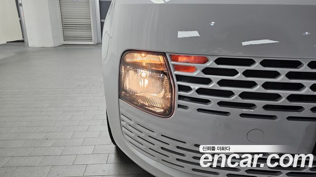 Hyundai Staria 2022 — photo 8