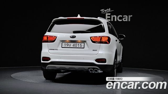 Kia Sorento 2019 — photo 4