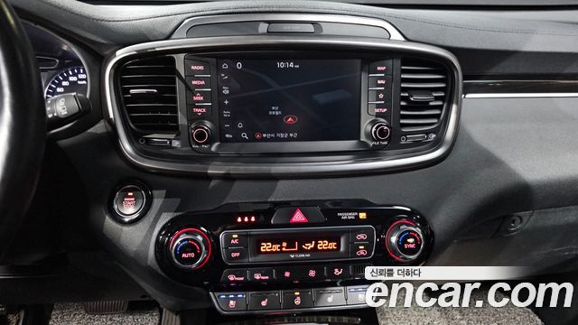 Kia Sorento 2019 — photo 22