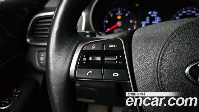 Kia Sorento 2019 — photo 28