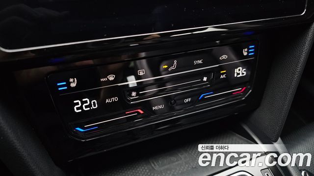 Volkswagen Passat 2022 — photo 25