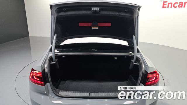 Volkswagen Passat 2022 — photo 33