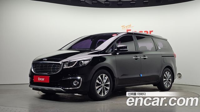 Kia Canival 2016 — photo 1