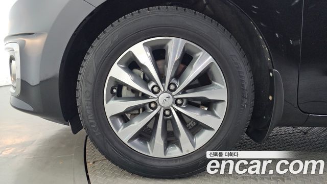 Kia Canival 2016 — photo 5