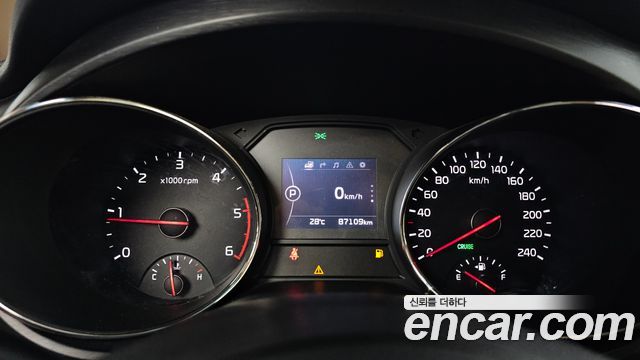 Kia Canival 2016 — photo 8