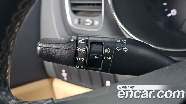 Kia Canival 2016 — photo 14
