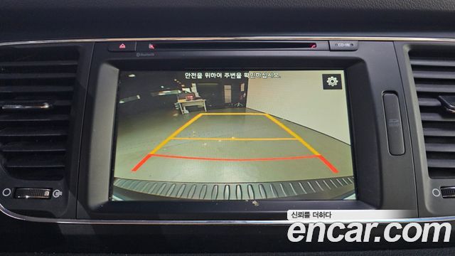 Kia Canival 2016 — photo 17