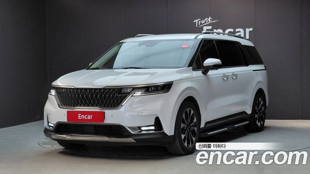Kia Canival 2022 — photo 1
