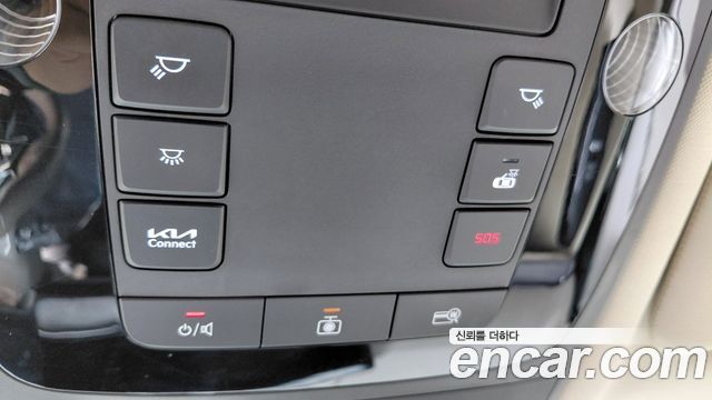 Kia Canival 2022 — photo 22