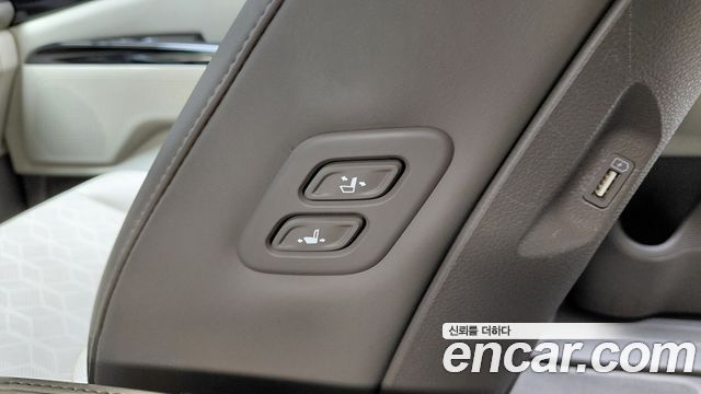 Kia Canival 2022 — photo 25