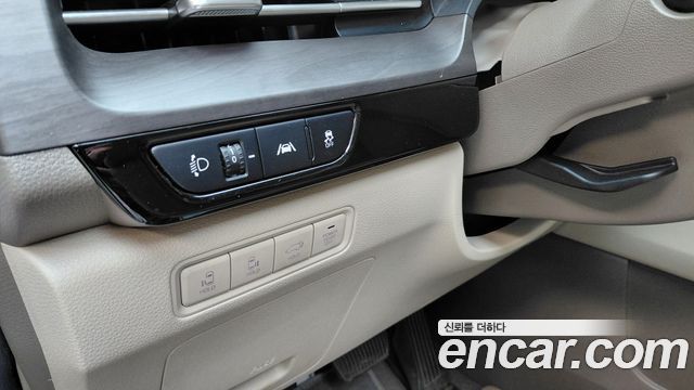 Kia Canival 2022 — photo 29