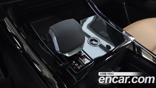 Land Rover Range Rover Sport 2025 — photo 12
