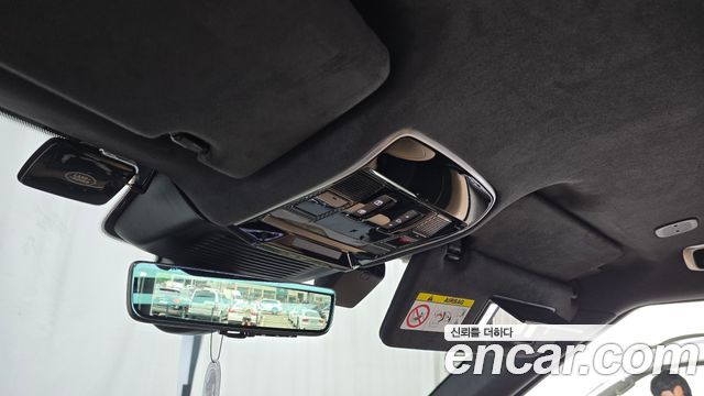 Land Rover Range Rover Sport 2025 — photo 24