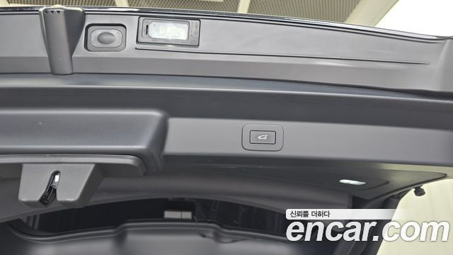 Land Rover Range Rover Sport 2025 — photo 33