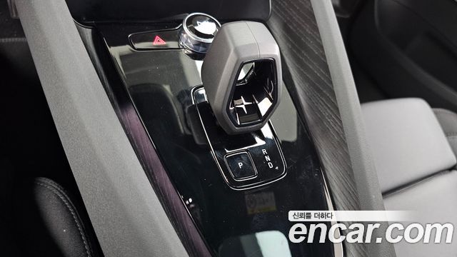 Polestar Polestar 2 2023 — photo 12